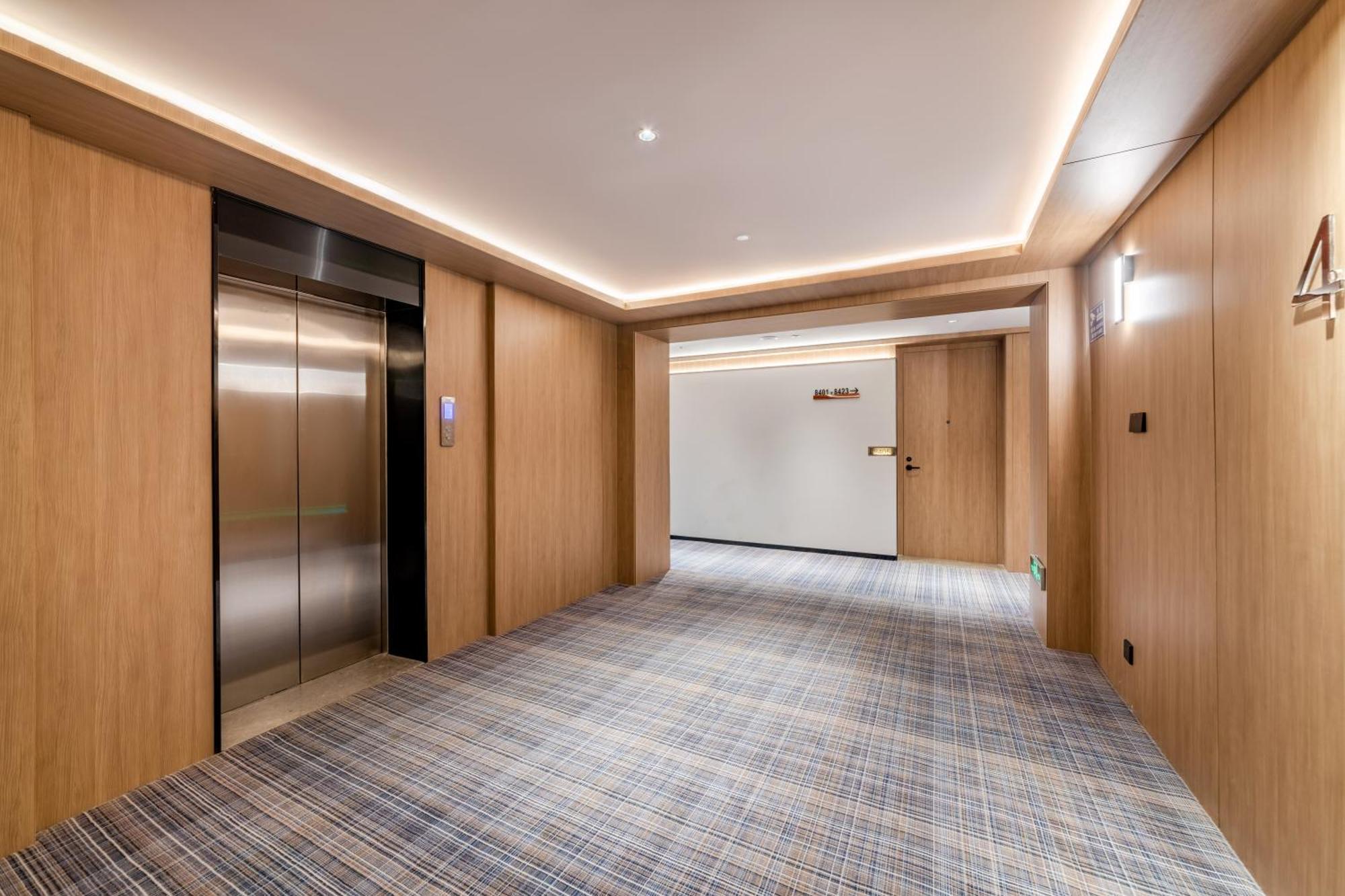 Luyue Hotel Movie Hotel Huaqiangbei Convention And Exhibition Center Branch Shenzhen Exteriör bild