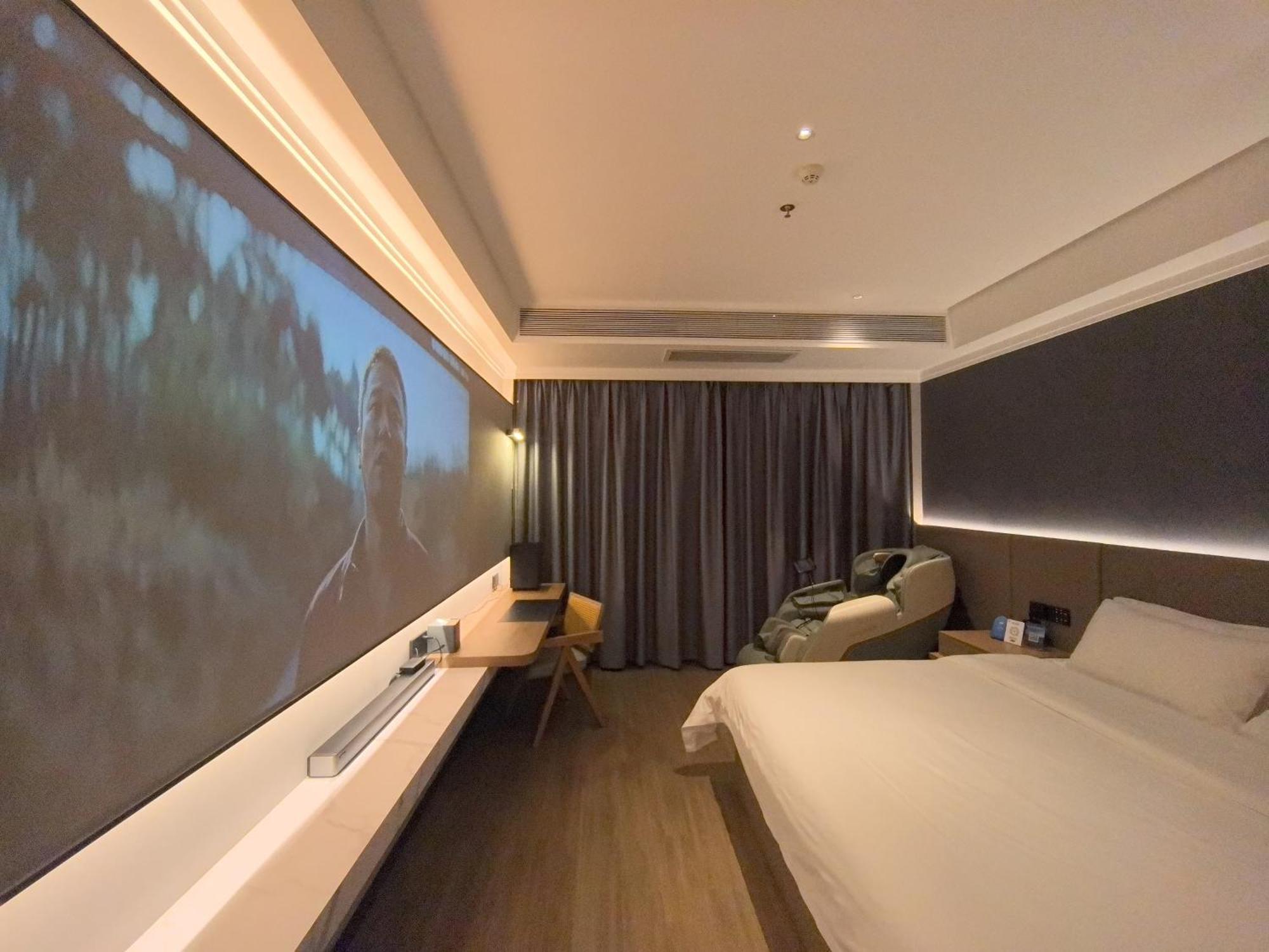 Luyue Hotel Movie Hotel Huaqiangbei Convention And Exhibition Center Branch Shenzhen Exteriör bild