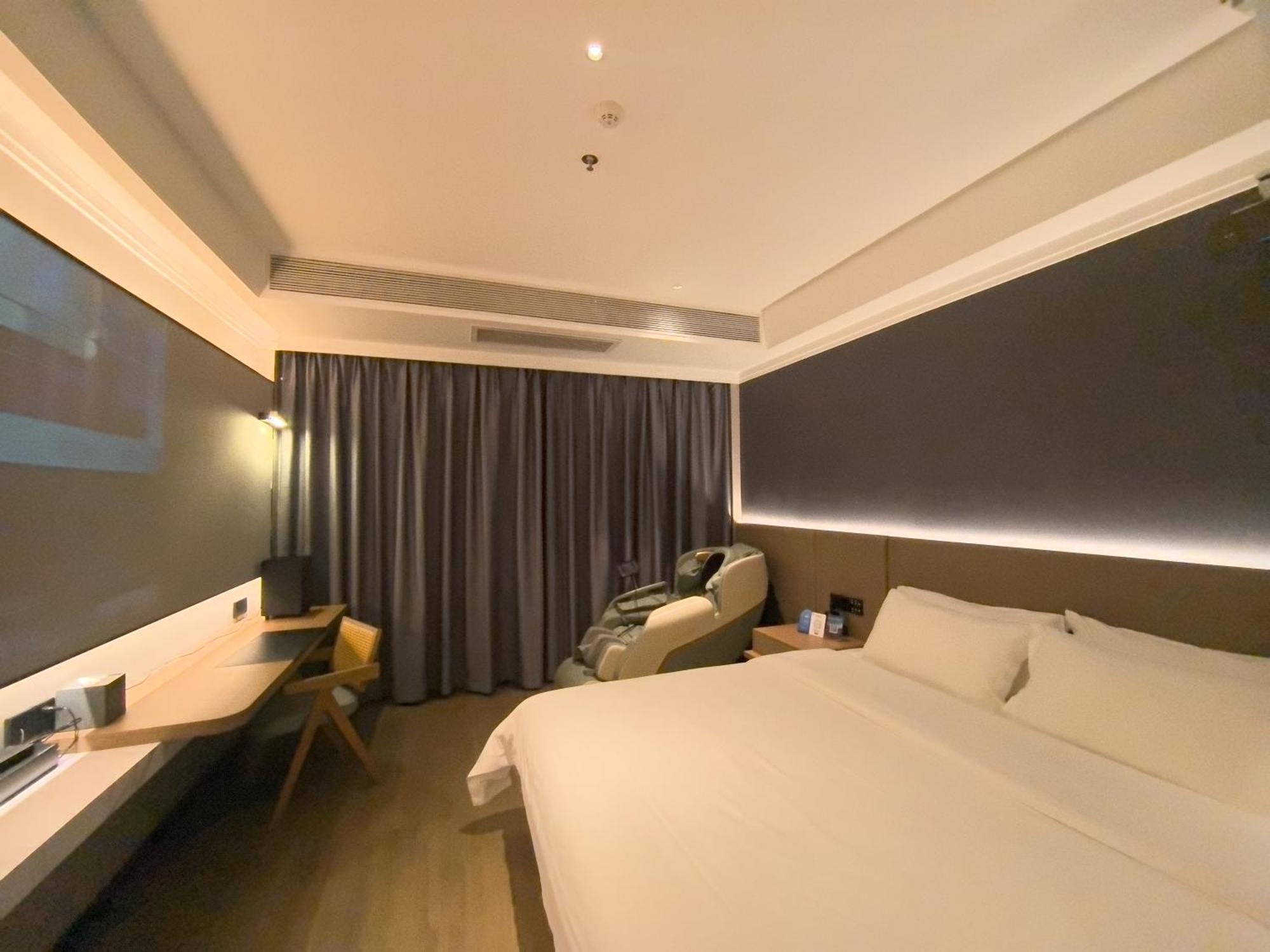 Luyue Hotel Movie Hotel Huaqiangbei Convention And Exhibition Center Branch Shenzhen Exteriör bild