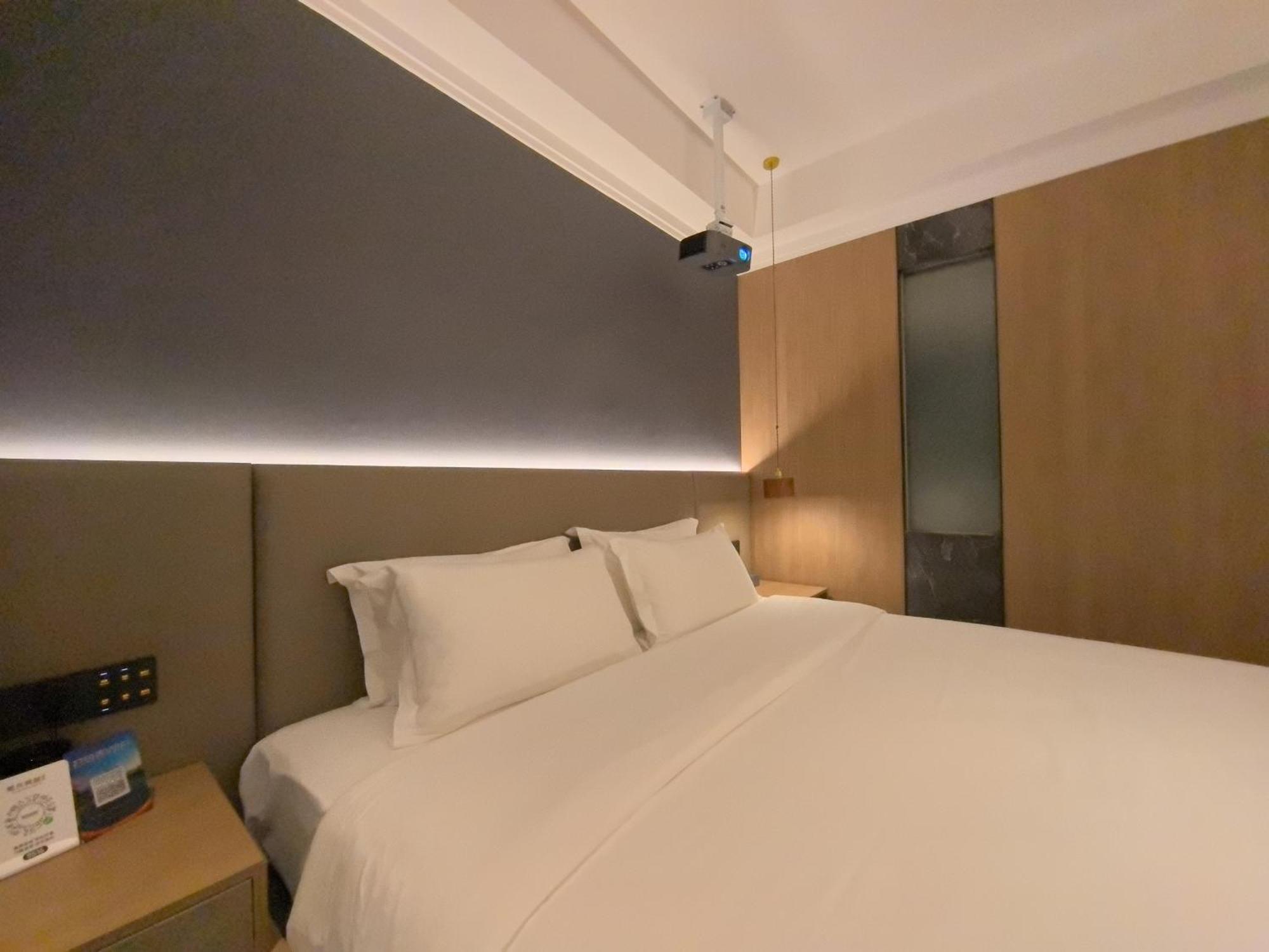 Luyue Hotel Movie Hotel Huaqiangbei Convention And Exhibition Center Branch Shenzhen Exteriör bild