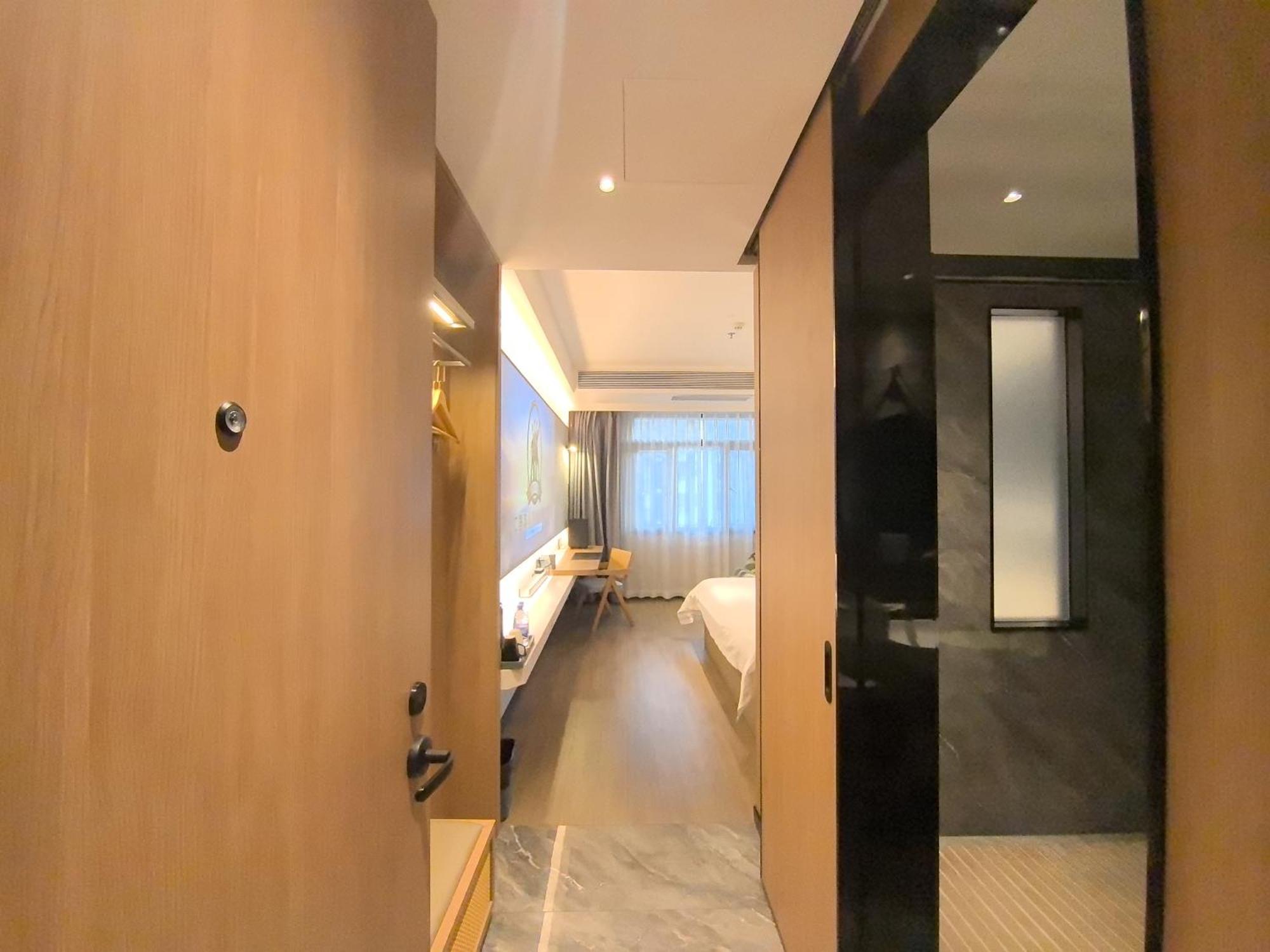 Luyue Hotel Movie Hotel Huaqiangbei Convention And Exhibition Center Branch Shenzhen Exteriör bild