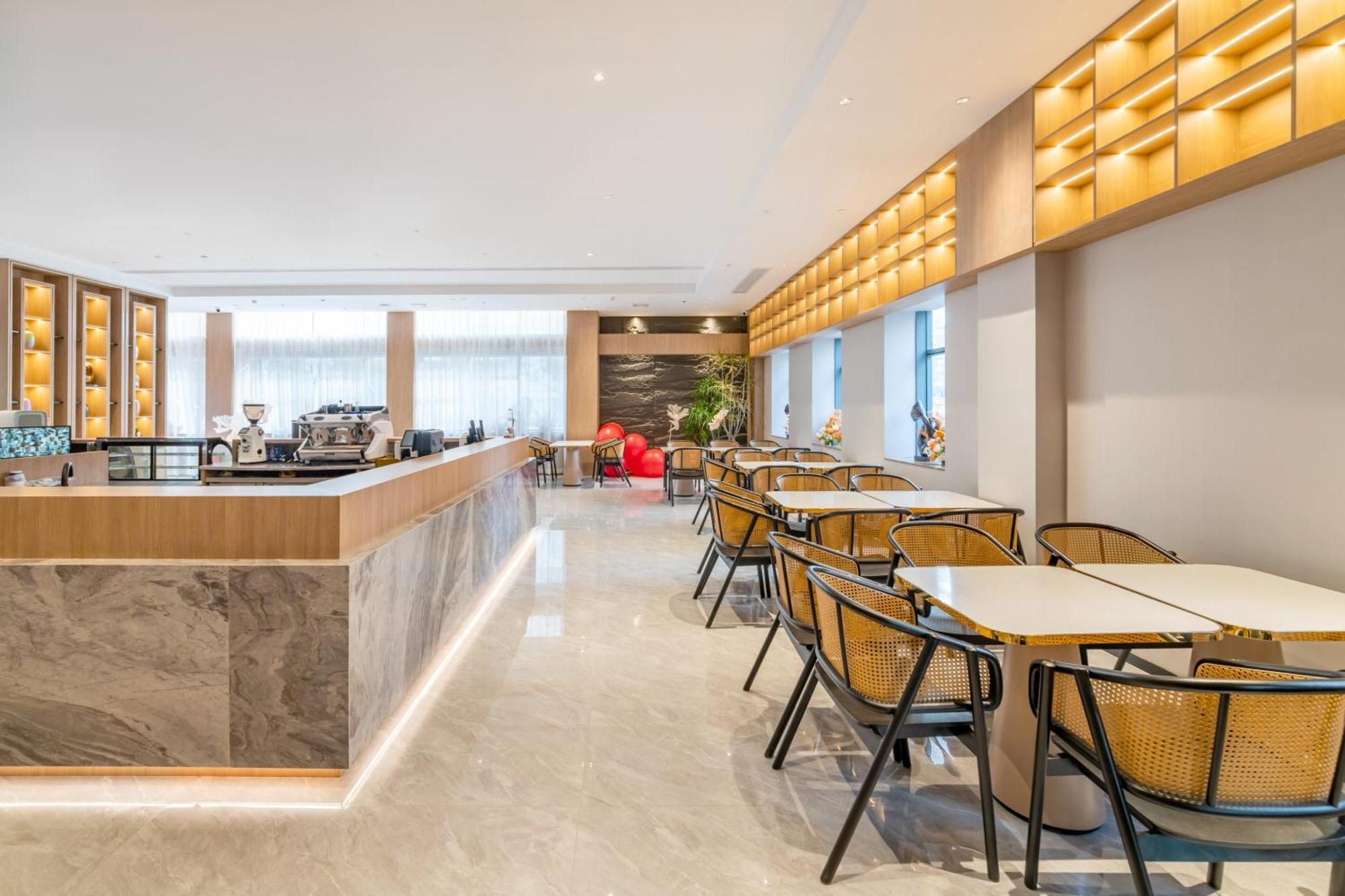Luyue Hotel Movie Hotel Huaqiangbei Convention And Exhibition Center Branch Shenzhen Exteriör bild