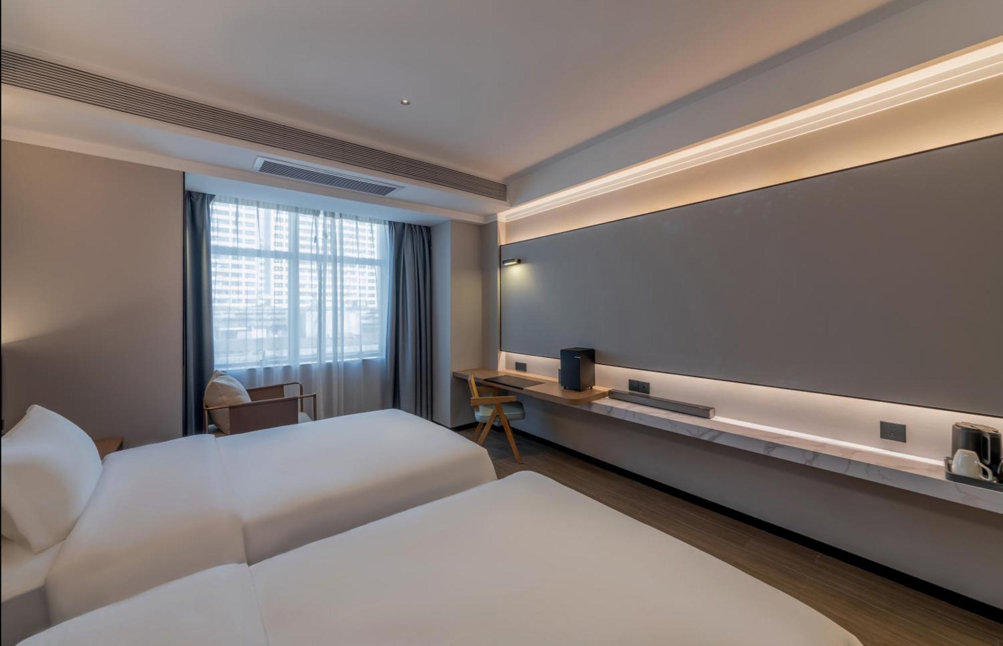Luyue Hotel Movie Hotel Huaqiangbei Convention And Exhibition Center Branch Shenzhen Exteriör bild