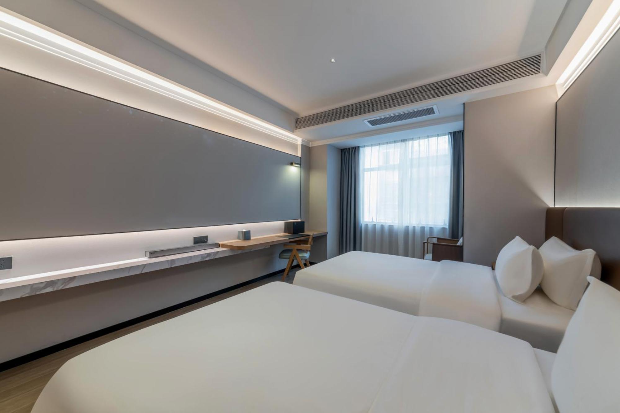 Luyue Hotel Movie Hotel Huaqiangbei Convention And Exhibition Center Branch Shenzhen Exteriör bild
